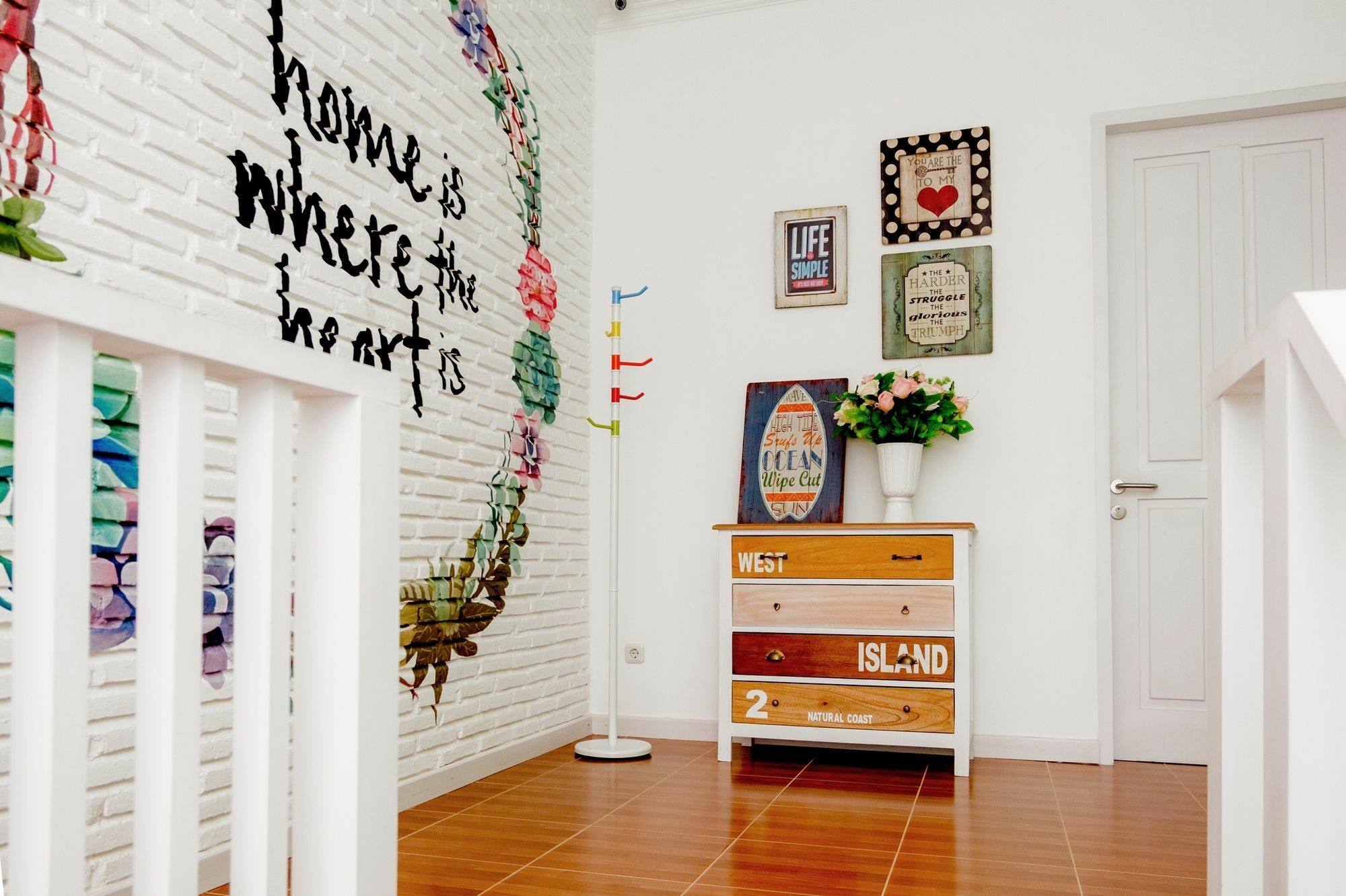 Capital O 92559 Sweet Peach House Hotel Montongbuwoh Luaran gambar